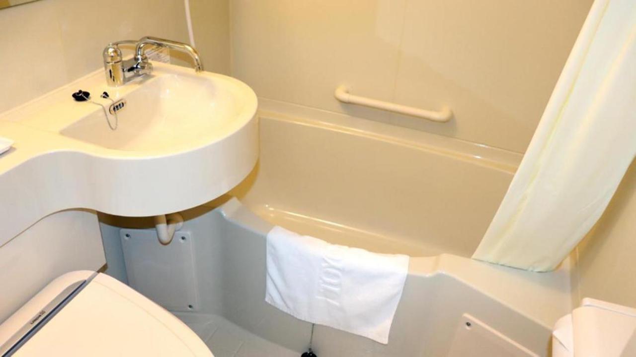 Toyoko Inn Hiroshima-eki Shinkansen-guchi No.2 Bagian luar foto